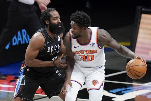 华体会体育中国官方网-登场4分钟再度伤退！哈登腿筋令人揪心 篮网埋隐患